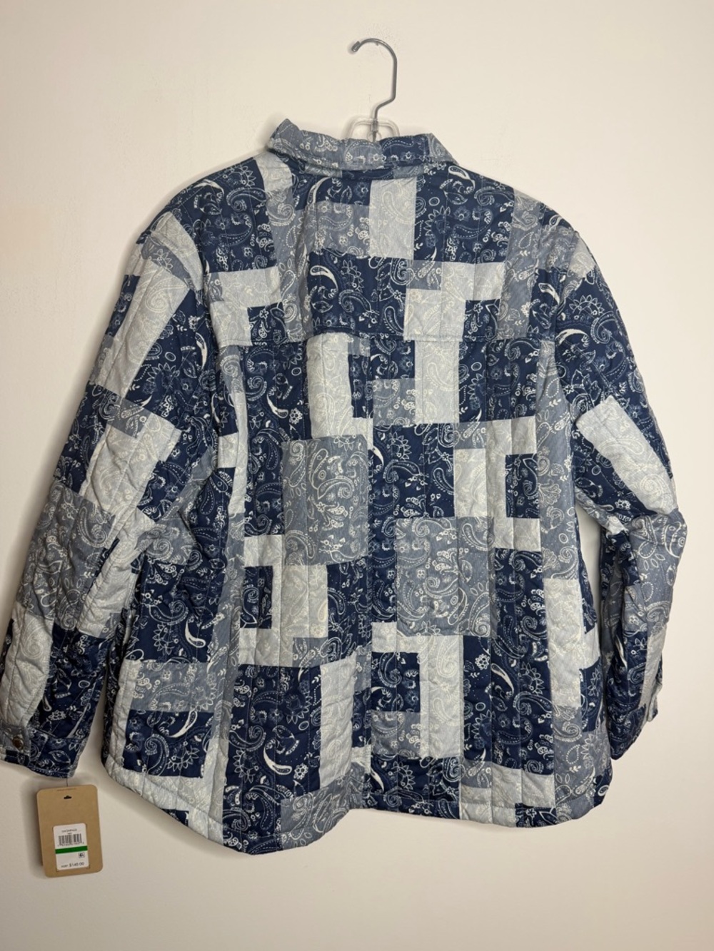 NWT Levi's Womens Paisley bandana Diamond Quilted jacket size large MSRP $140 - Picture 15 of 16